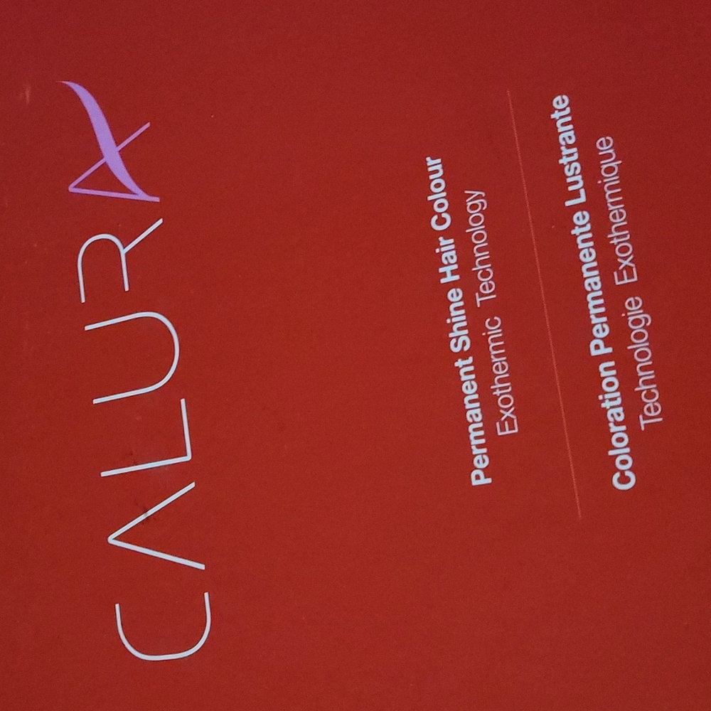 Like NEW CALURA color book